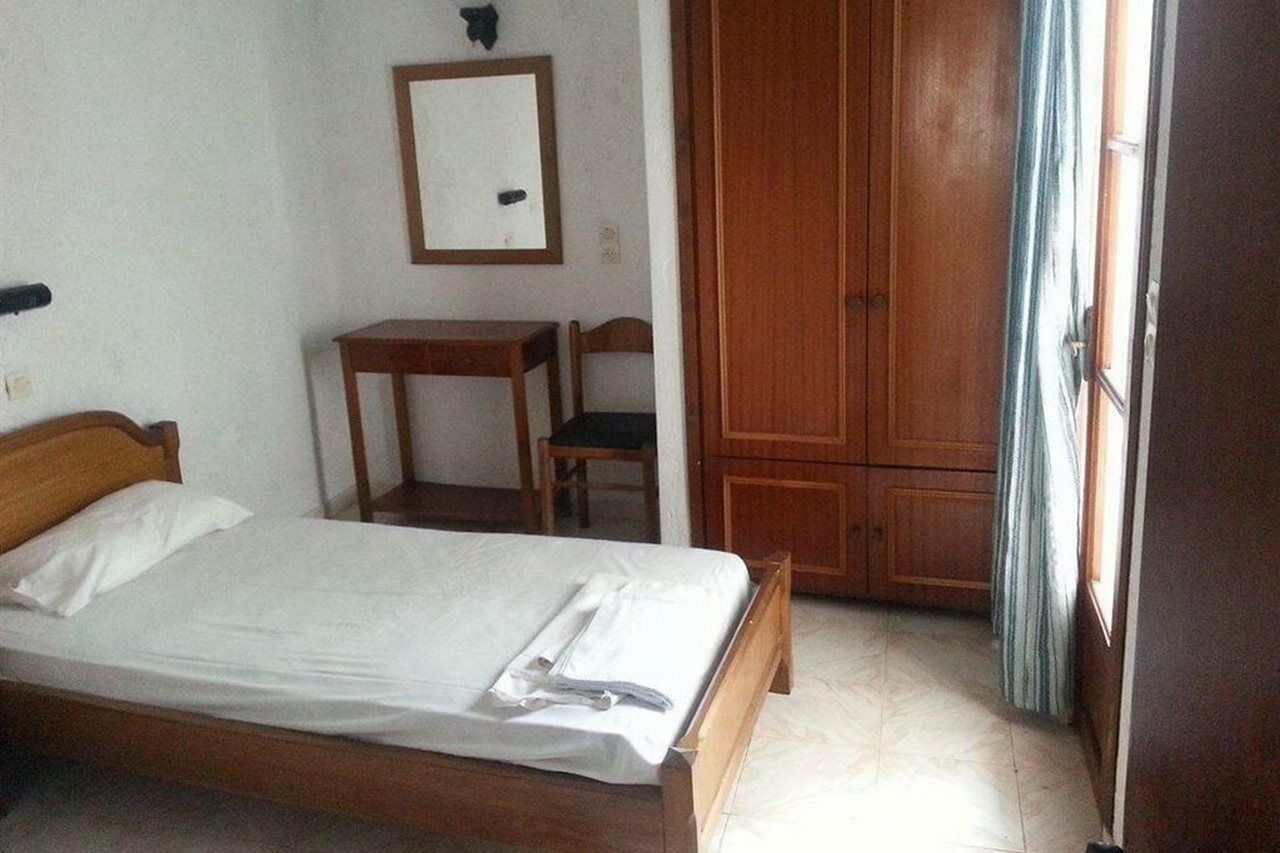 Irene Apartments Malia Extérieur photo